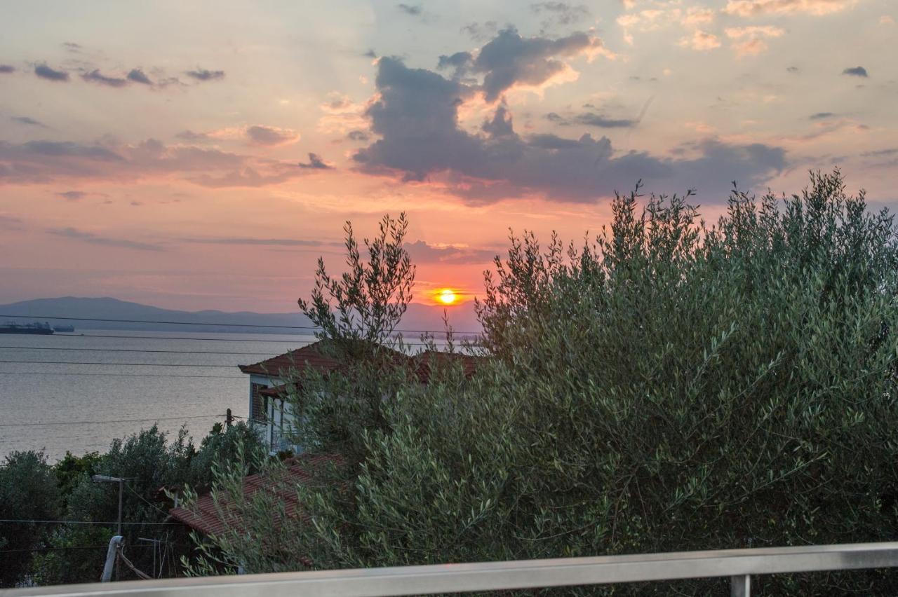 Nina'S Villa, Cosy Seaview Retreat Kalamata Zewnętrze zdjęcie